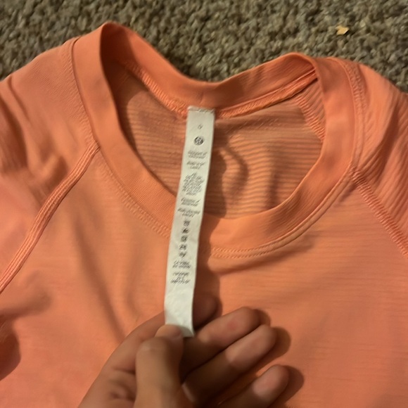 lululemon swiftly short sleeve orange - Picture 3 of 3